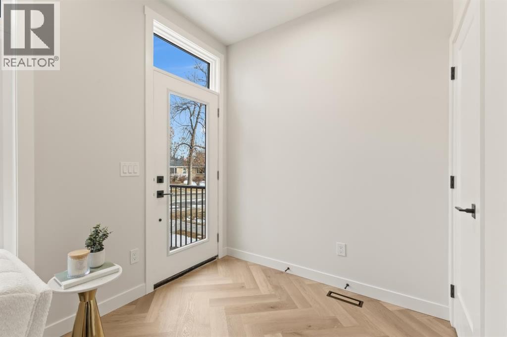 












3107 42 Street SW

,
Calgary,




Alberta
T3E3M4

