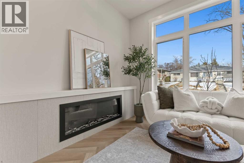 












3107 42 Street SW

,
Calgary,




Alberta
T3E3M4

