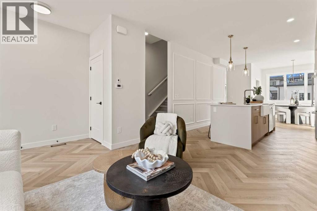 












3107 42 Street SW

,
Calgary,




Alberta
T3E3M4

