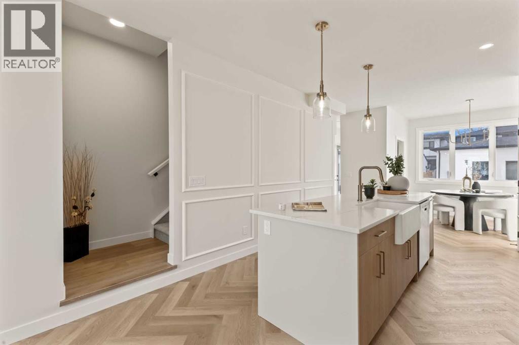 












3107 42 Street SW

,
Calgary,




Alberta
T3E3M4

