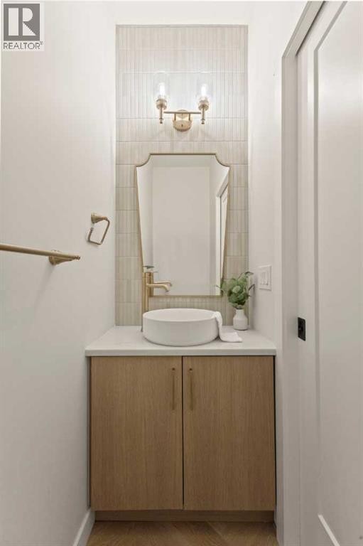 












3107 42 Street SW

,
Calgary,




Alberta
T3E3M4

