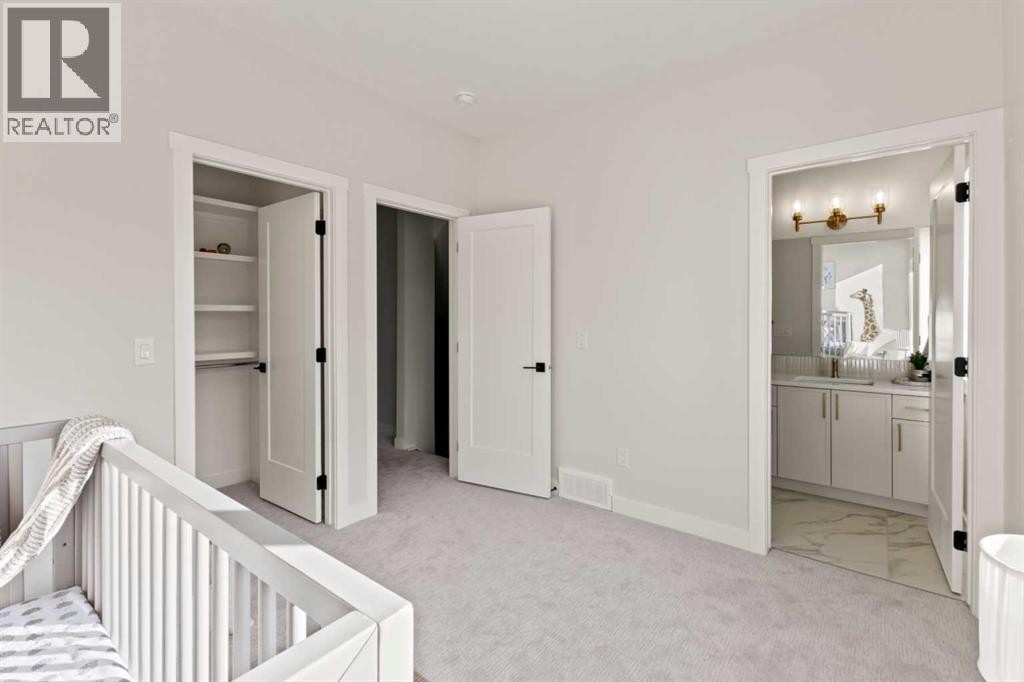 












3107 42 Street SW

,
Calgary,




Alberta
T3E3M4

