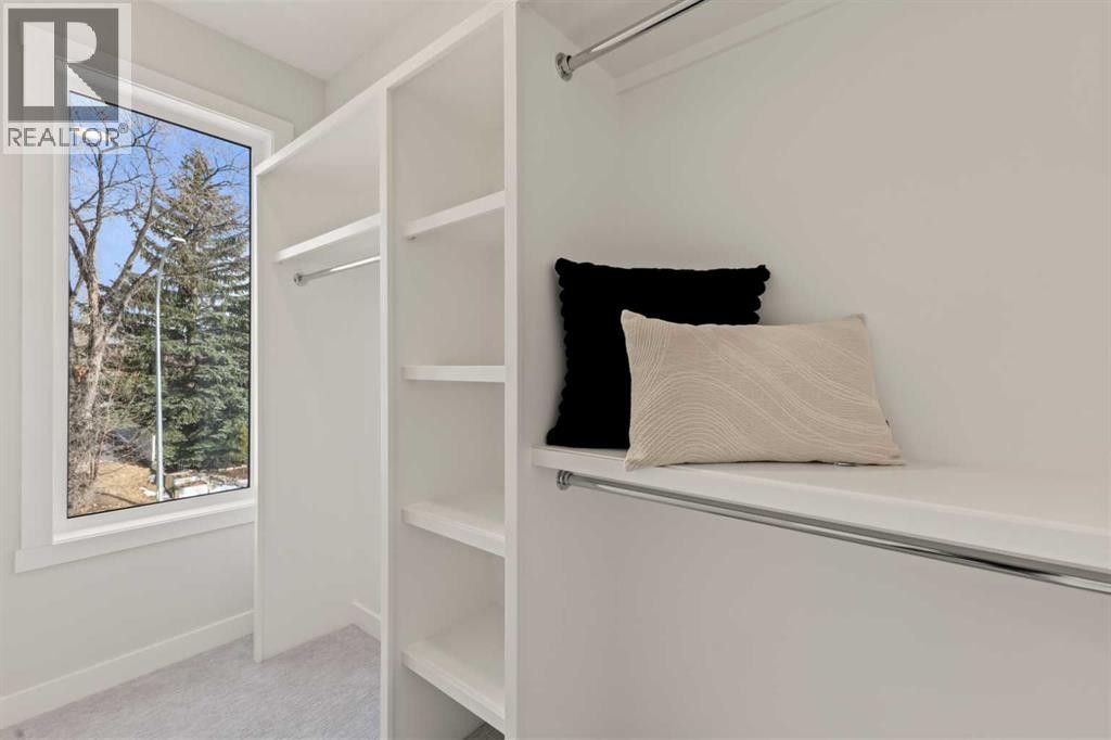 












3107 42 Street SW

,
Calgary,




Alberta
T3E3M4

