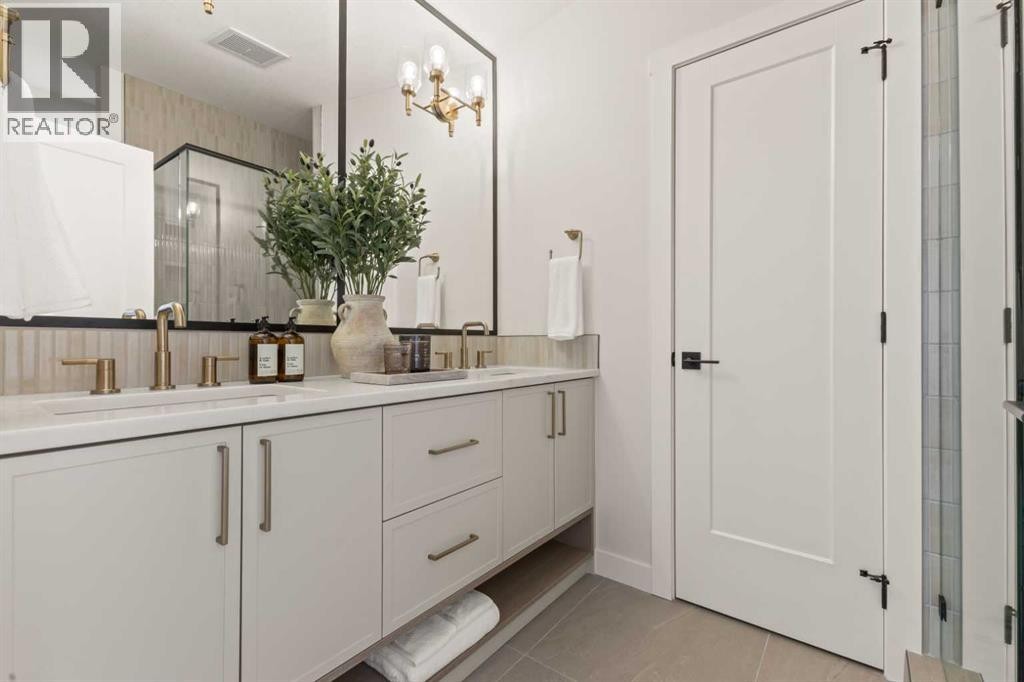 












3107 42 Street SW

,
Calgary,




Alberta
T3E3M4

