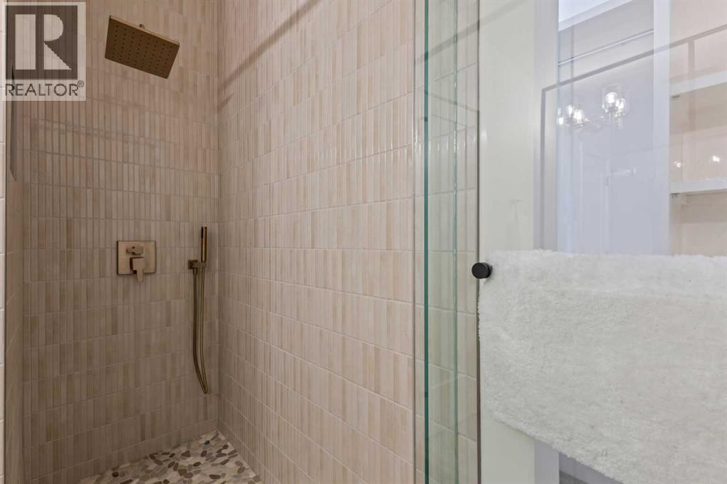 












3107 42 Street SW

,
Calgary,




Alberta
T3E3M4

