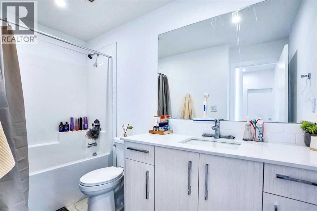 












2114, 681 Savanna Boulevard NE

,
Calgary,




Alberta
T3J5N9

