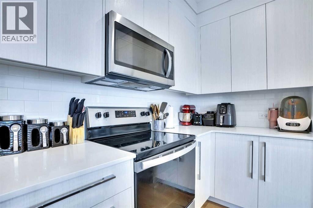 












2114, 681 Savanna Boulevard NE

,
Calgary,




Alberta
T3J5N9

