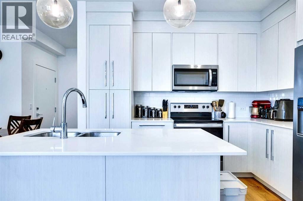 












2114, 681 Savanna Boulevard NE

,
Calgary,




Alberta
T3J5N9

