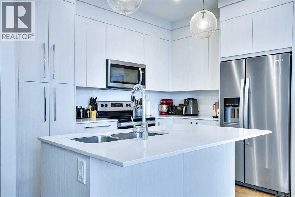 












2114, 681 Savanna Boulevard NE

,
Calgary,




Alberta
T3J5N9

