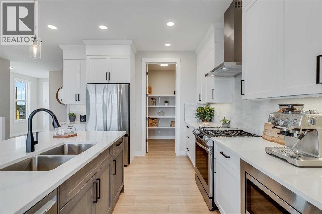 












467 Kinniburgh Loop

,
Chestermere,




Alberta
T1X3C2

