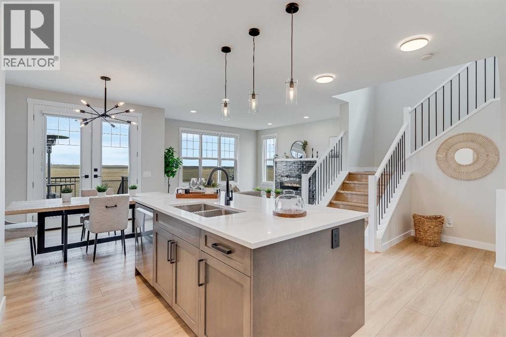 












467 Kinniburgh Loop

,
Chestermere,




Alberta
T1X3C2

