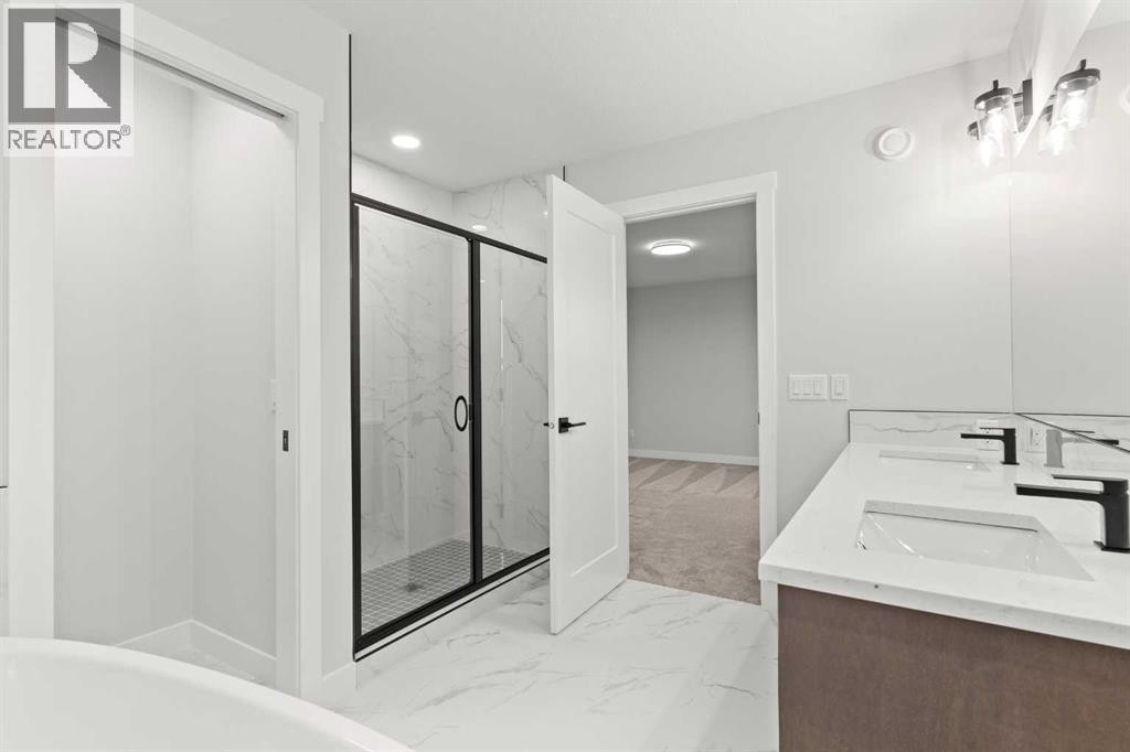 












467 Kinniburgh Loop

,
Chestermere,




Alberta
T1X3C2

