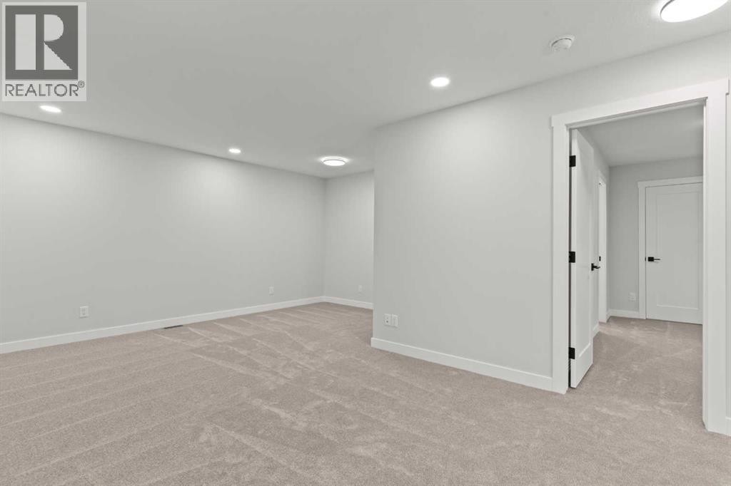 












467 Kinniburgh Loop

,
Chestermere,




Alberta
T1X3C2

