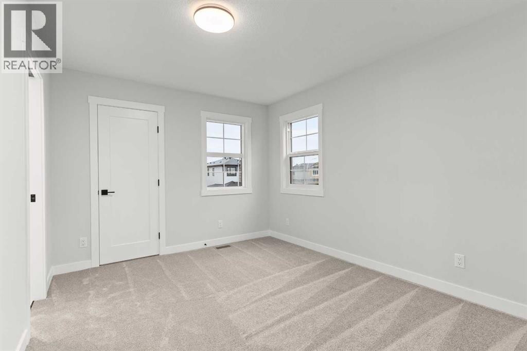 












467 Kinniburgh Loop

,
Chestermere,




Alberta
T1X3C2

