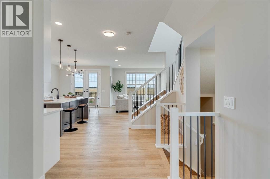 












467 Kinniburgh Loop

,
Chestermere,




Alberta
T1X3C2

