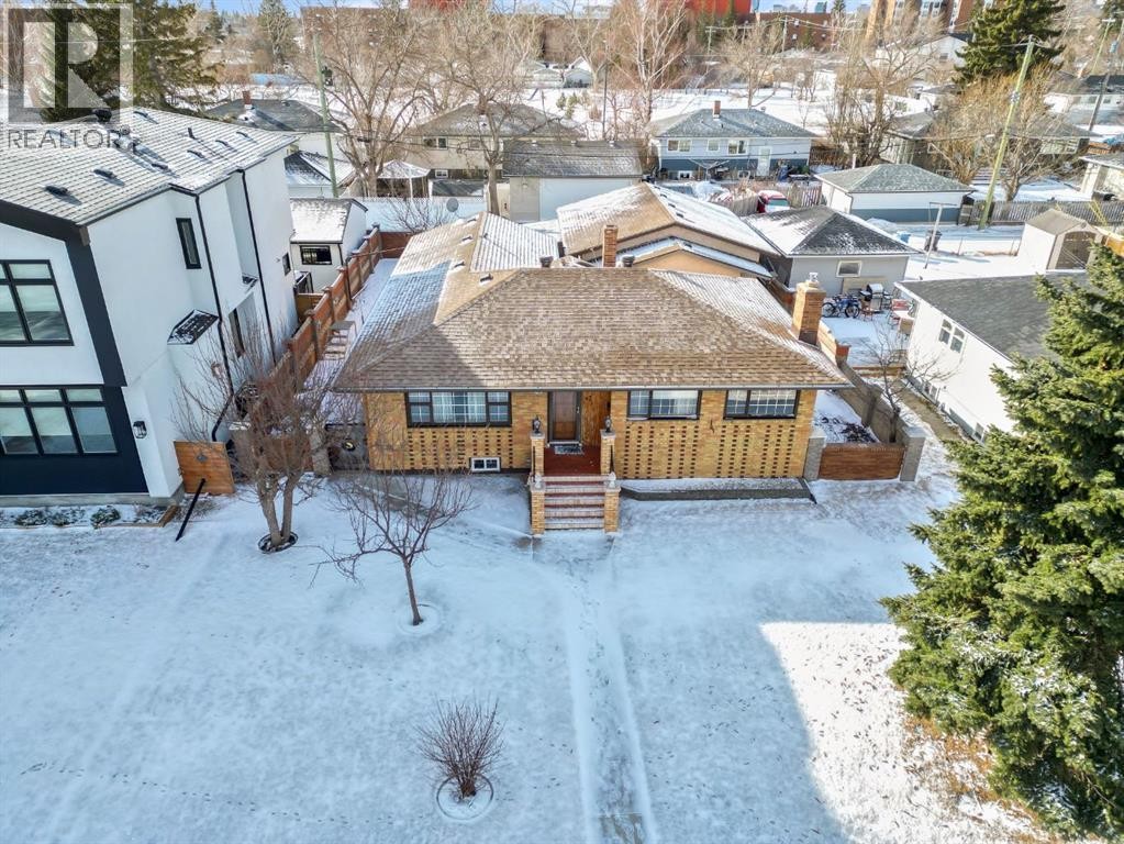 












47 Montrose Crescent NE

,
Calgary,




Alberta
T3E5P3

