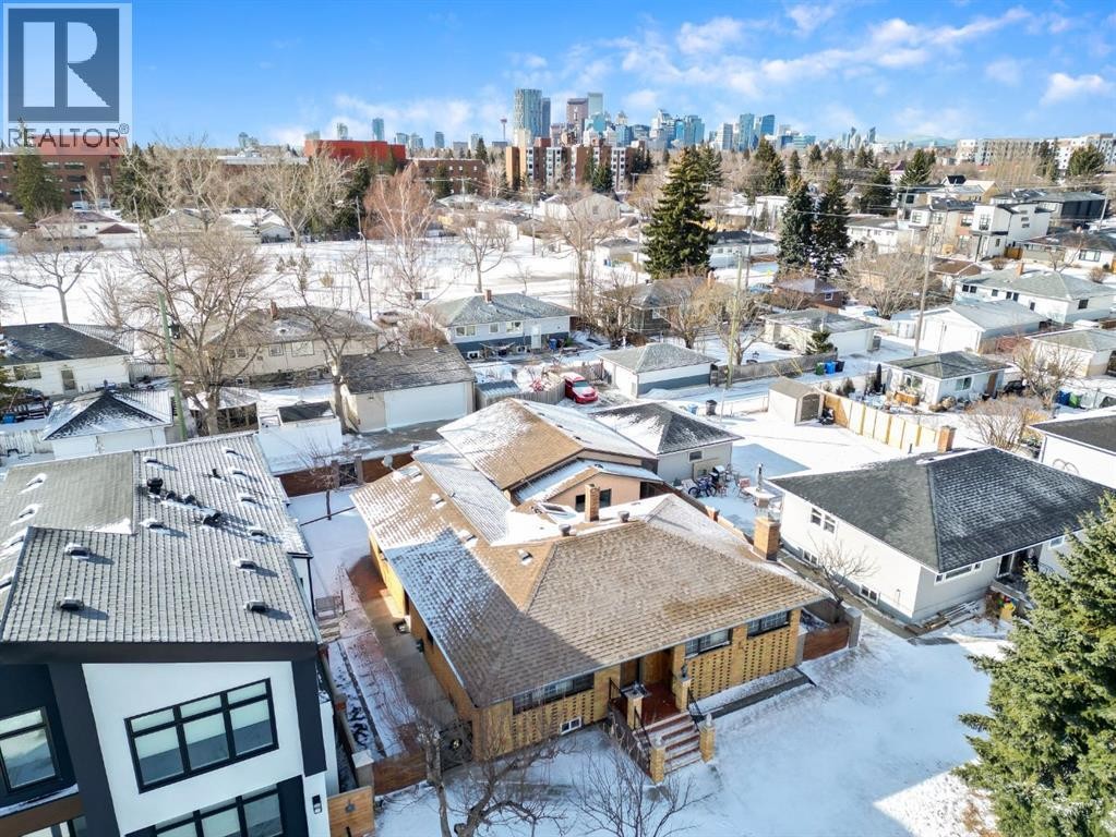 












47 Montrose Crescent NE

,
Calgary,




Alberta
T3E5P3

