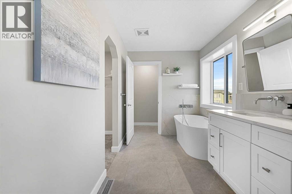 












125 Seagreen Passage

,
Chestermere,




Alberta
T1X0G5

