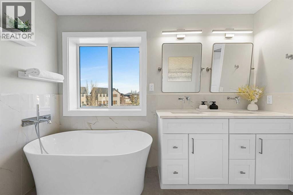 












125 Seagreen Passage

,
Chestermere,




Alberta
T1X0G5

