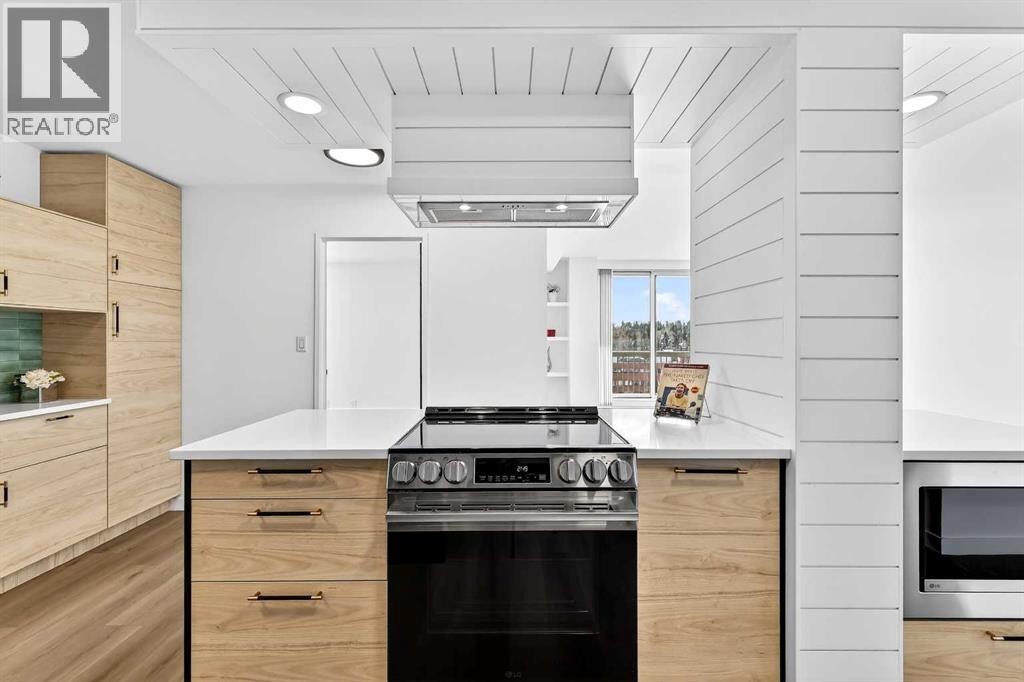 












903, 1107 15 Avenue SW

,
Calgary,




Alberta
T2R0S8

