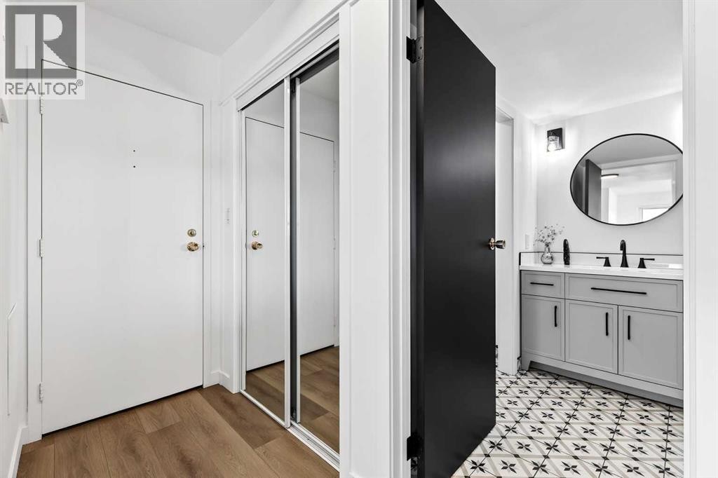 












903, 1107 15 Avenue SW

,
Calgary,




Alberta
T2R0S8

