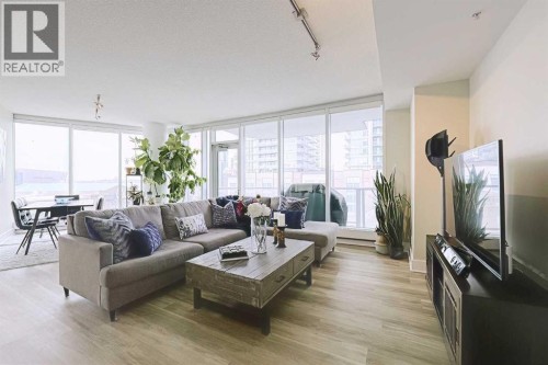 Stunning inside and out. Please note that photos were taken prior to tenants moving in