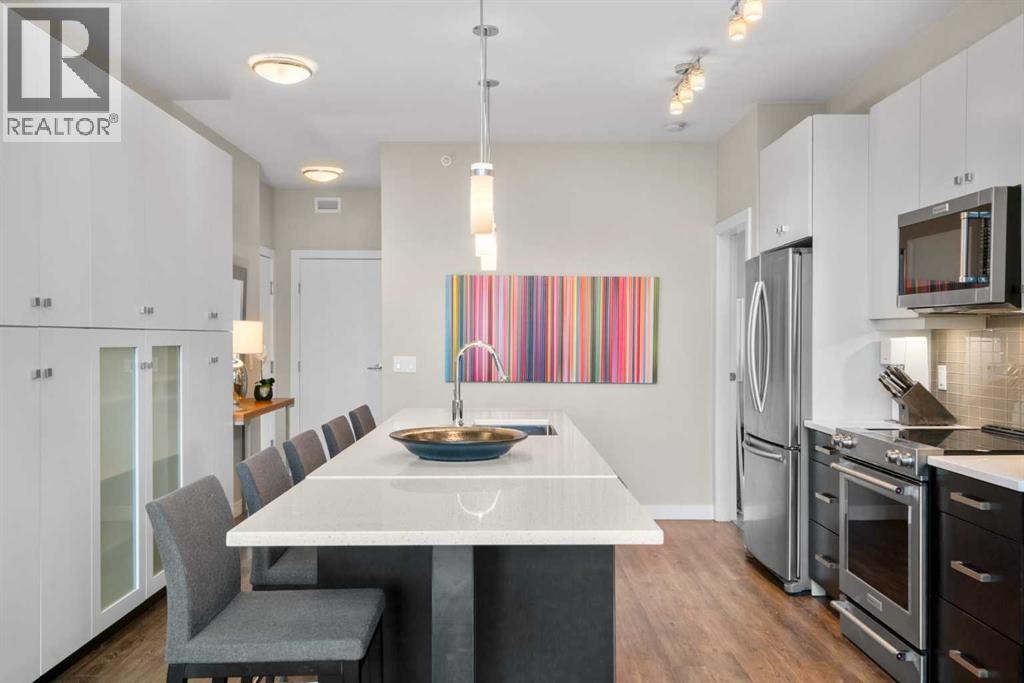 












408, 1720 10 Street

,
Calgary,




Alberta
T2T3E8

