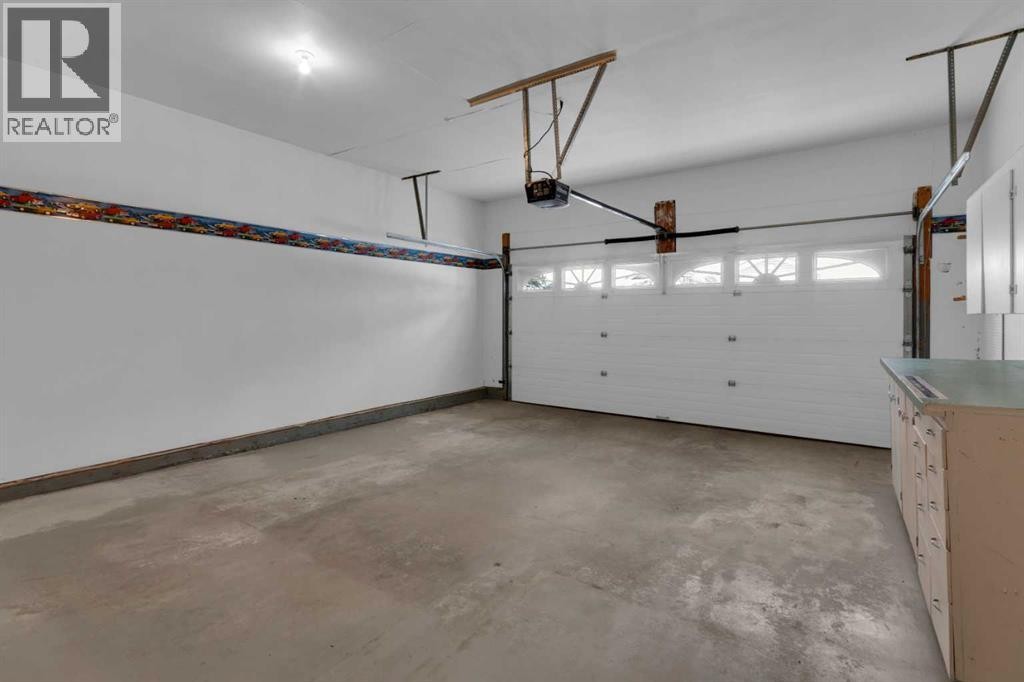 












114 Macewan Ridge Villas NW

,
Calgary,




Alberta
T3k4G3

