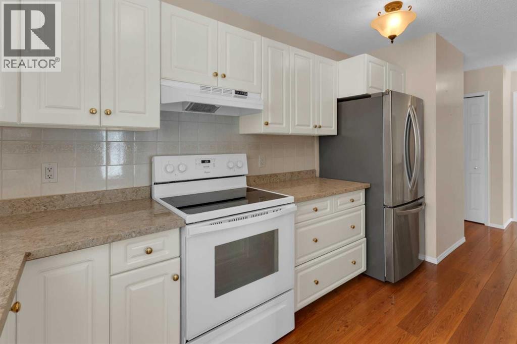 












114 Macewan Ridge Villas NW

,
Calgary,




Alberta
T3k4G3

