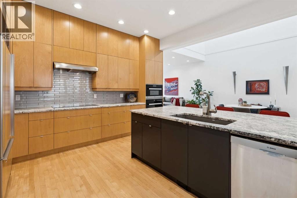 












3834 1A Street SW

,
Calgary,




Alberta
T2S1R5

