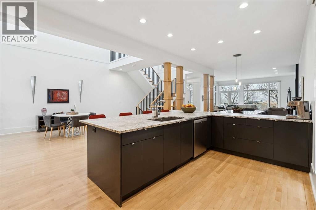 












3834 1A Street SW

,
Calgary,




Alberta
T2S1R5

