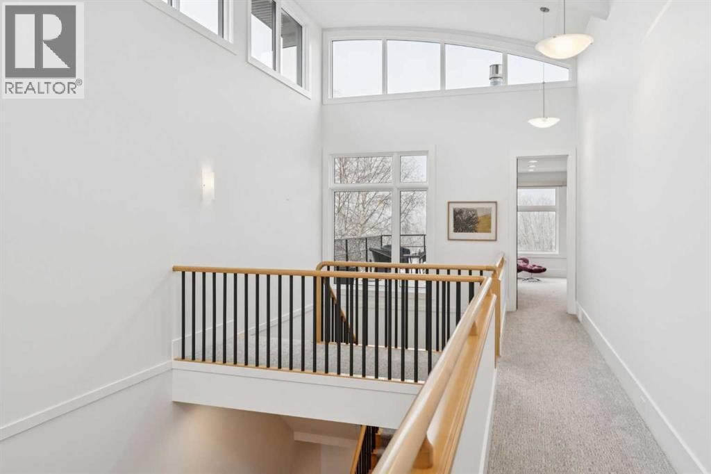 












3834 1A Street SW

,
Calgary,




Alberta
T2S1R5

