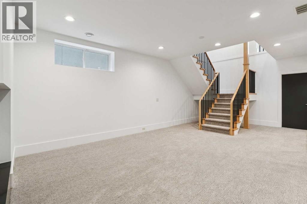 












3834 1A Street SW

,
Calgary,




Alberta
T2S1R5

