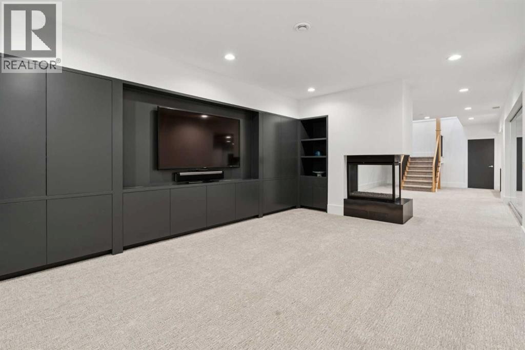 












3834 1A Street SW

,
Calgary,




Alberta
T2S1R5

