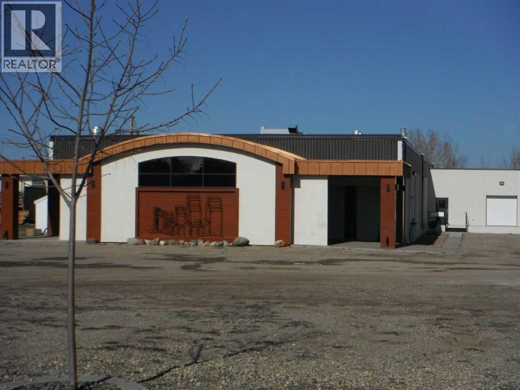 












119 3 Avenue W

,
Hussar,




Alberta
T0J1S0

