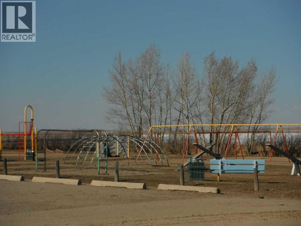 












119 3 Avenue W

,
Hussar,




Alberta
T0J1S0

