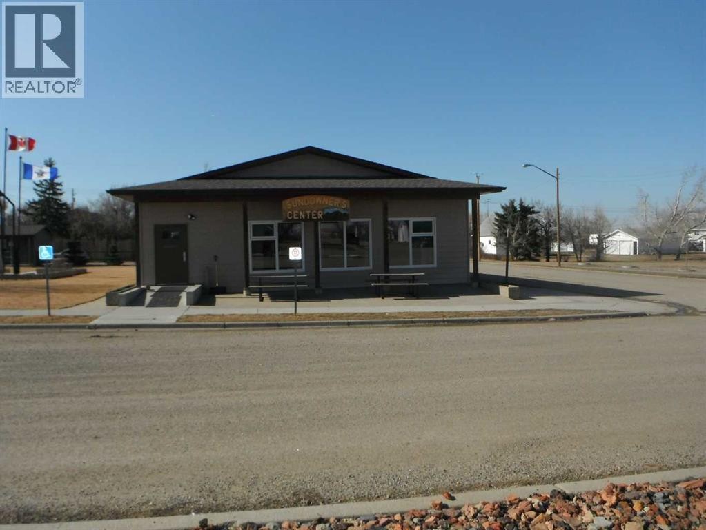 












119 3 Avenue W

,
Hussar,




Alberta
T0J1S0

