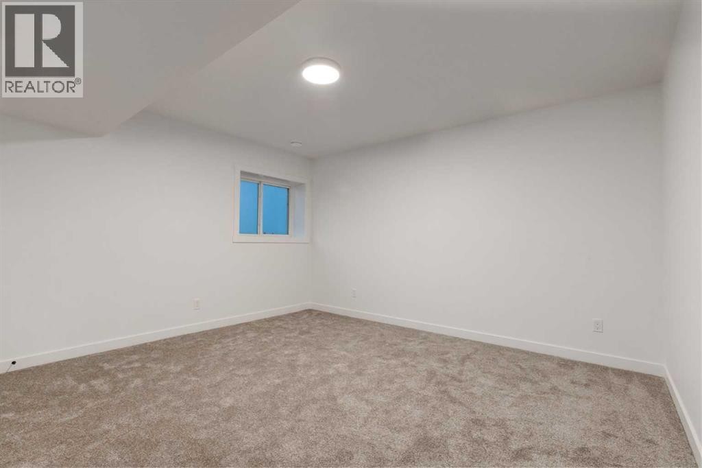 












232 Red Tail Ridge SE

,
High River,




Alberta
T1V0J8

