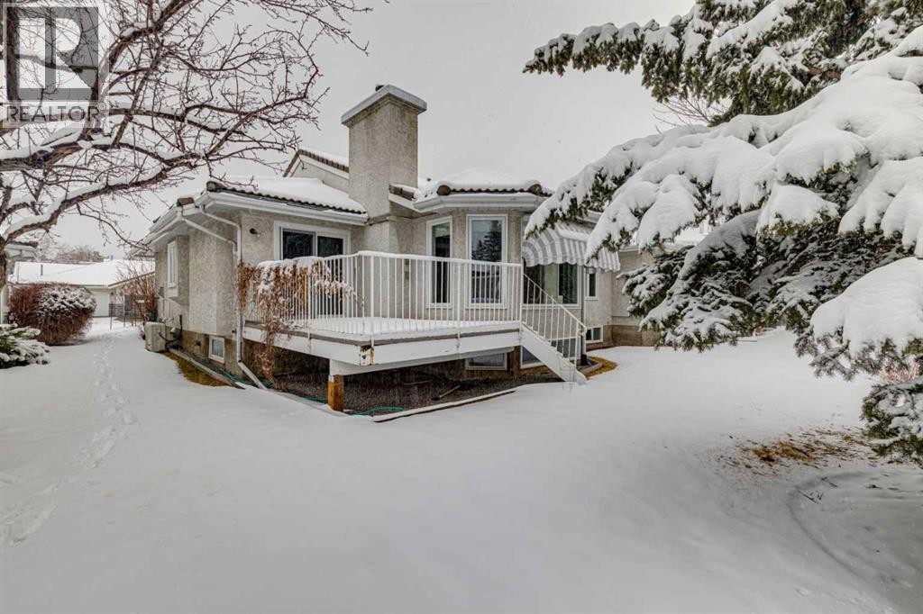 












33 Pump Hill Landing SW

,
Calgary,




Alberta
T2V5C1

