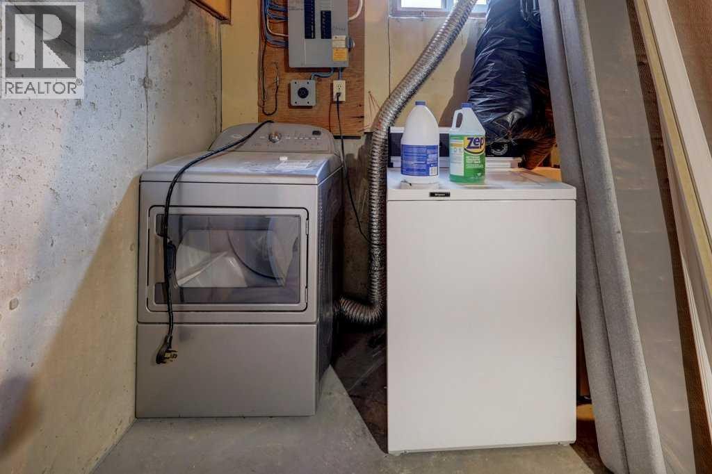 












33, 64 Whitnel Court NE

,
Calgary,




Alberta
T1Y5E3

