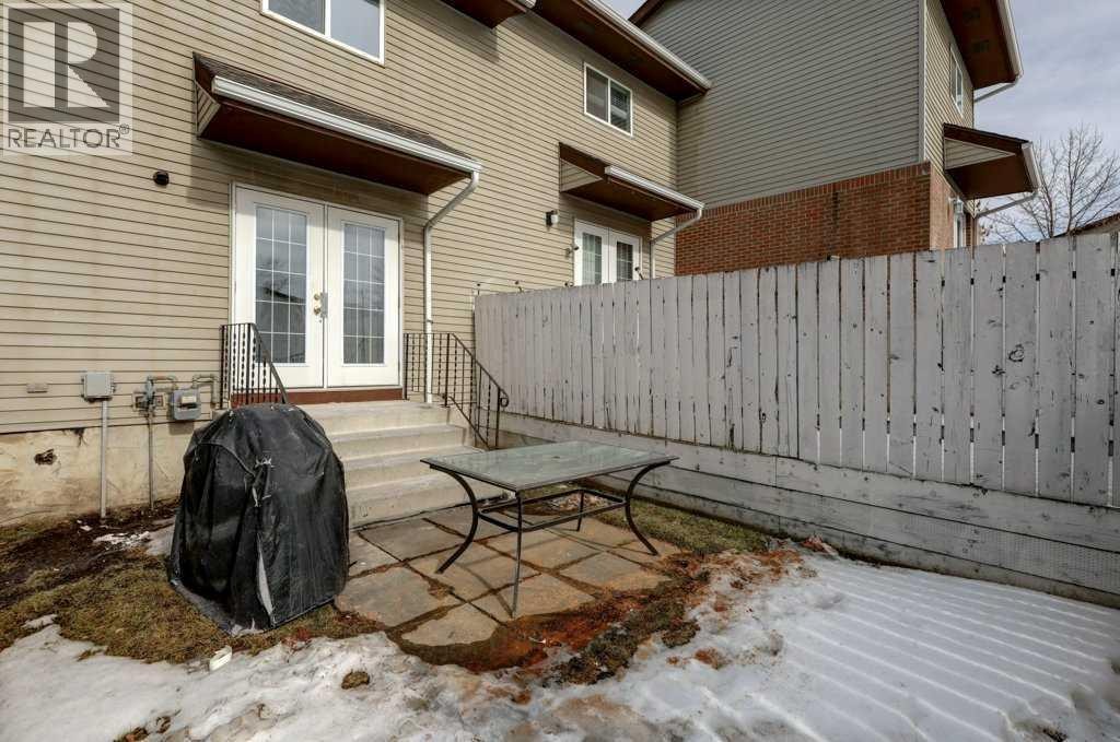 












33, 64 Whitnel Court NE

,
Calgary,




Alberta
T1Y5E3

