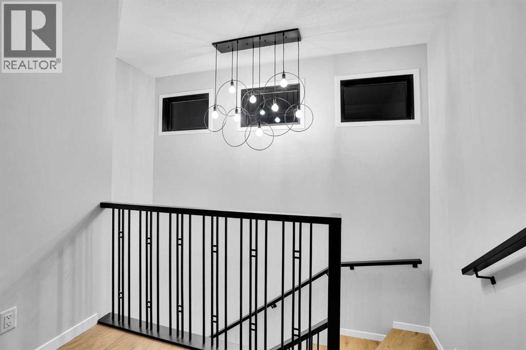 












54 Calhoun Crescent NE

,
Calgary,




Alberta
T3P1X8

