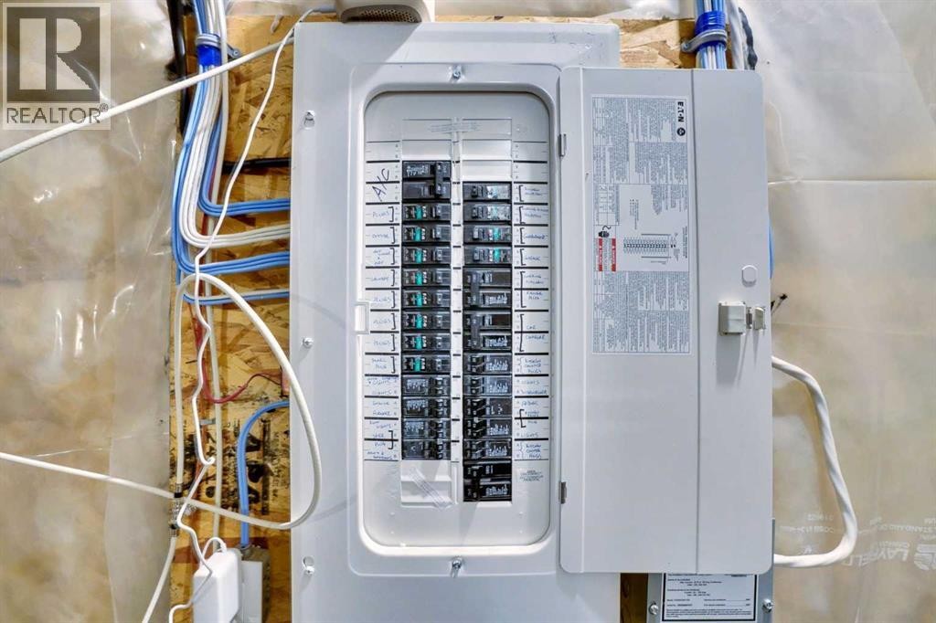 












54 Calhoun Crescent NE

,
Calgary,




Alberta
T3P1X8

