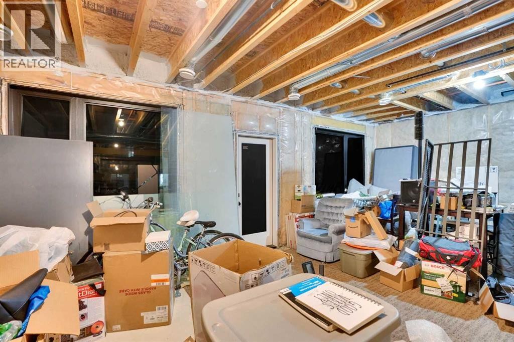 












54 Calhoun Crescent NE

,
Calgary,




Alberta
T3P1X8

