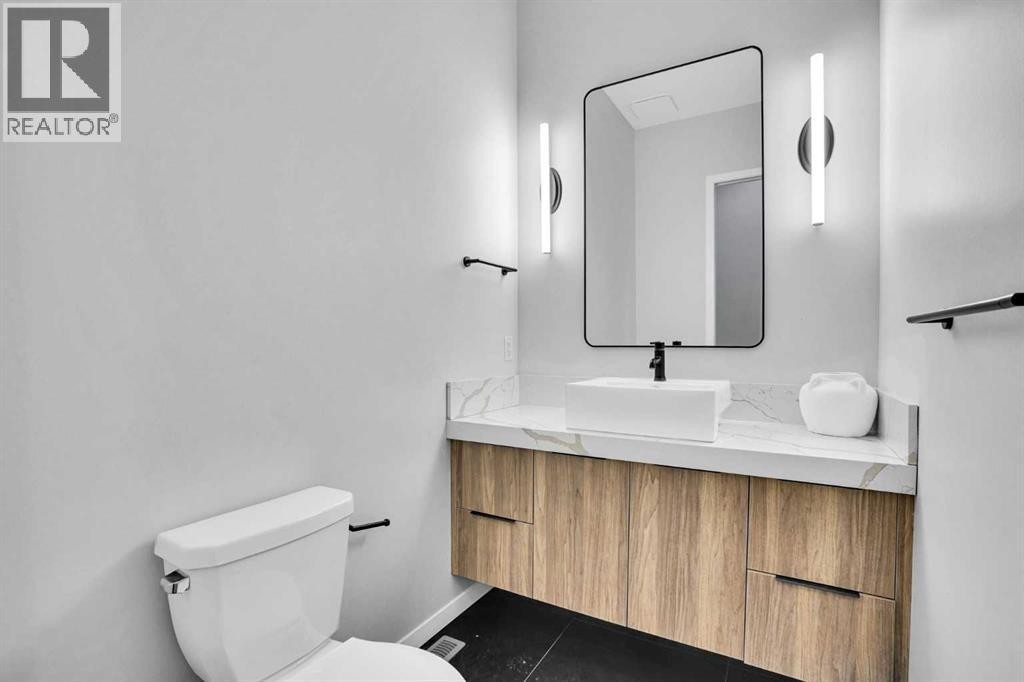 












54 Calhoun Crescent NE

,
Calgary,




Alberta
T3P1X8

