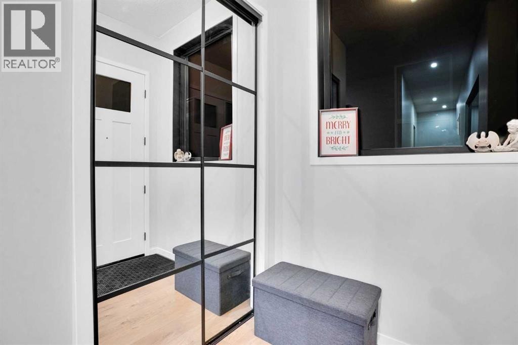 












54 Calhoun Crescent NE

,
Calgary,




Alberta
T3P1X8

