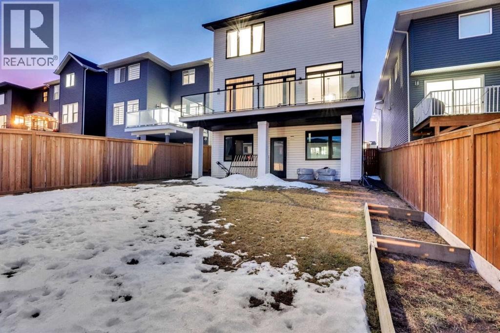 












54 Calhoun Crescent NE

,
Calgary,




Alberta
T3P1X8

