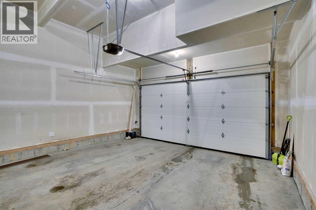 












54 Calhoun Crescent NE

,
Calgary,




Alberta
T3P1X8

