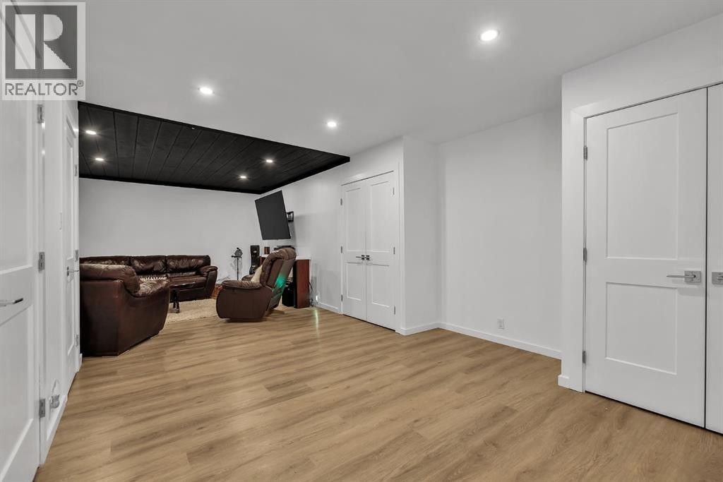 












419 Rocky Ridge Bay NW

,
Calgary,




Alberta
t3g4h8

