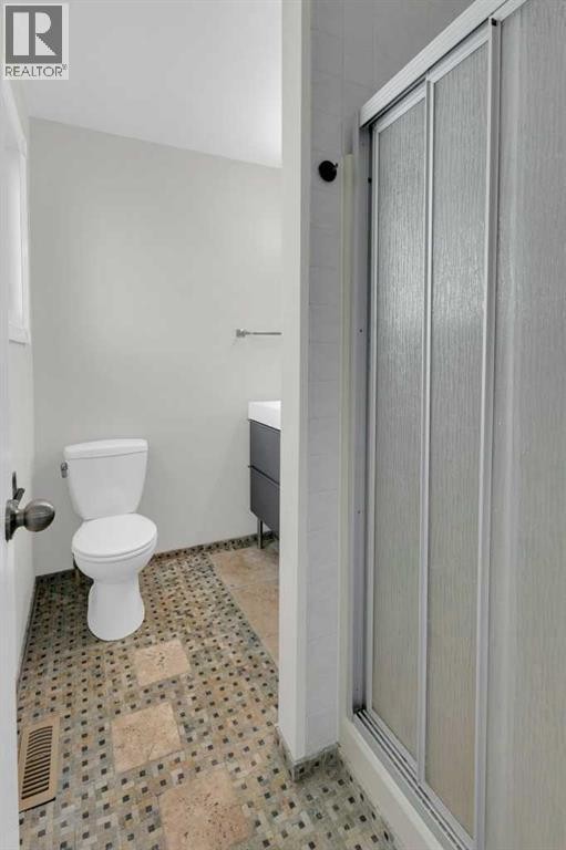 












79 Scenic Way NW

,
Calgary,




Alberta
T3L1B4

